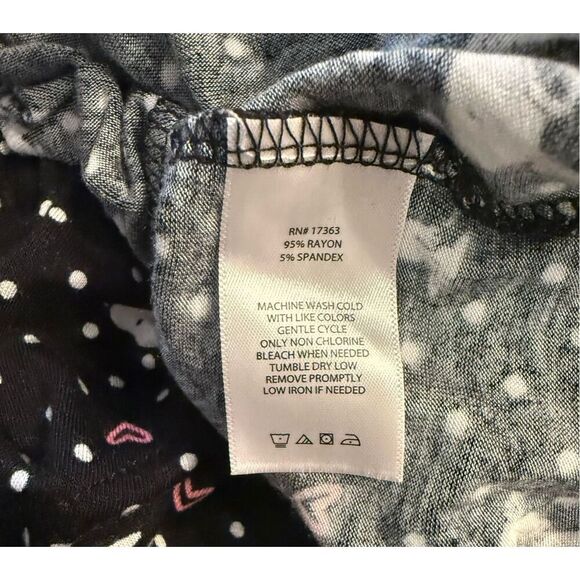 Peanuts Women’s Snoopy Sleep Shirt Sz. S - Picture 5 of 5